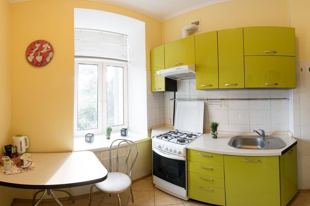 Kyiv Apartment In The City Center On Turgenevskaya Street エクステリア 写真