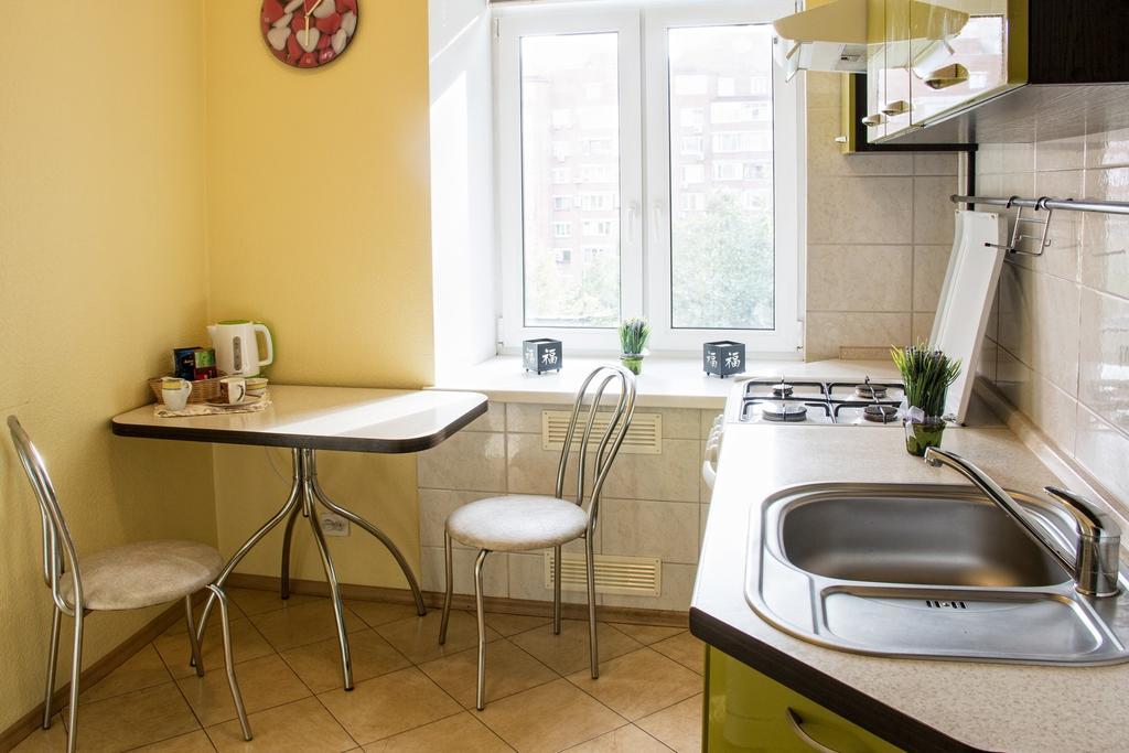 Kyiv Apartment In The City Center On Turgenevskaya Street エクステリア 写真